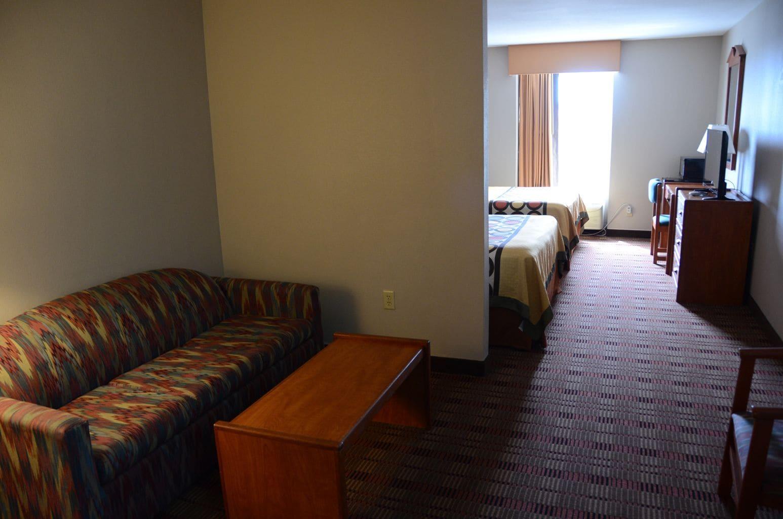 Super 8 By Wyndham Louisville/Expo Center Zewnętrze zdjęcie