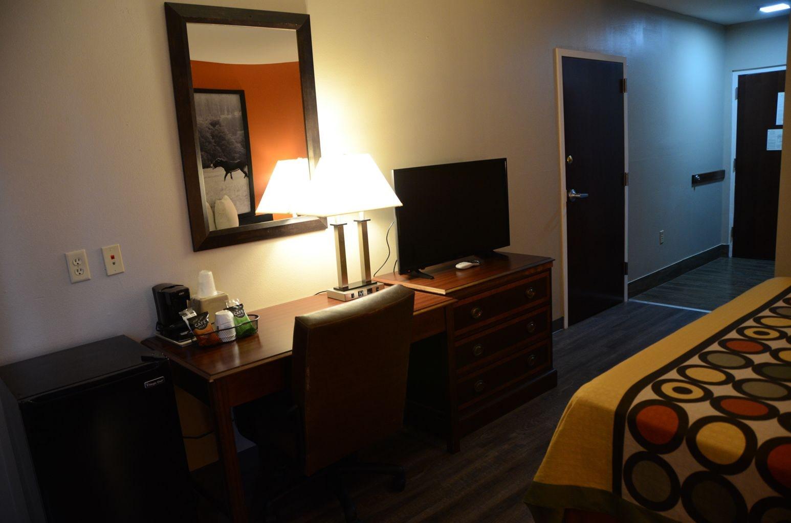 Super 8 By Wyndham Louisville/Expo Center Zewnętrze zdjęcie